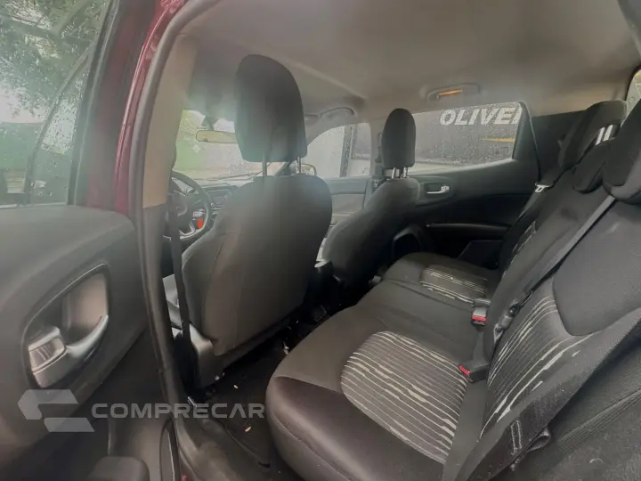 TORO 1.8 16V EVO Freedom AT6