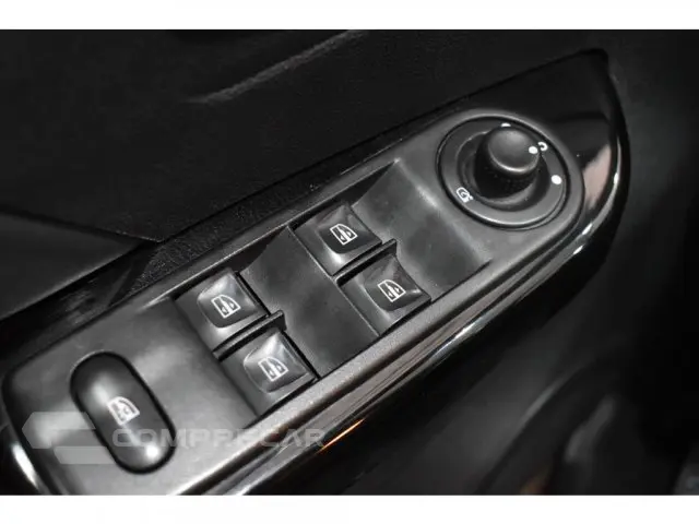 CAPTUR - 2.0 16V HI- INTENSE AUTOMÁTICO