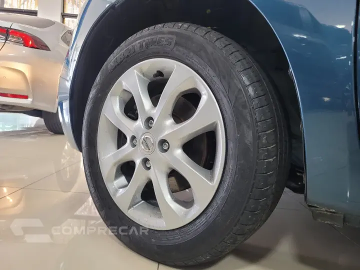 MARCH SV 1.0 12V Flex 5p