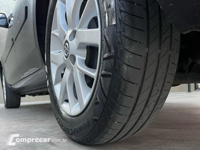 VERSA - 1.6 16V START SV 4P XTRONIC