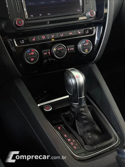 JETTA 2.0 TSI HIGHLINE 211CV GASOLINA 4P TIPTRONIC