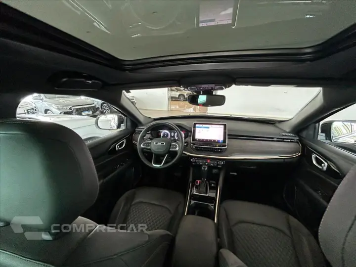 COMMANDER 1.3 T270 TURBO FLEX OVERLAND AT6