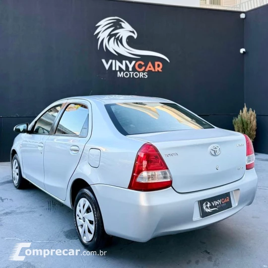 ETIOS 1.5 XS Sedan 16V