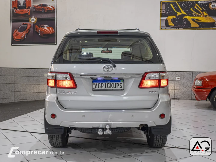 HILUX SW4 3.0 SRV 4X4 7 Lugares 16V Turbo Intercooler