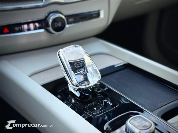 XC60 2.0 T8 Recharge Ultimate AWD Geartronic