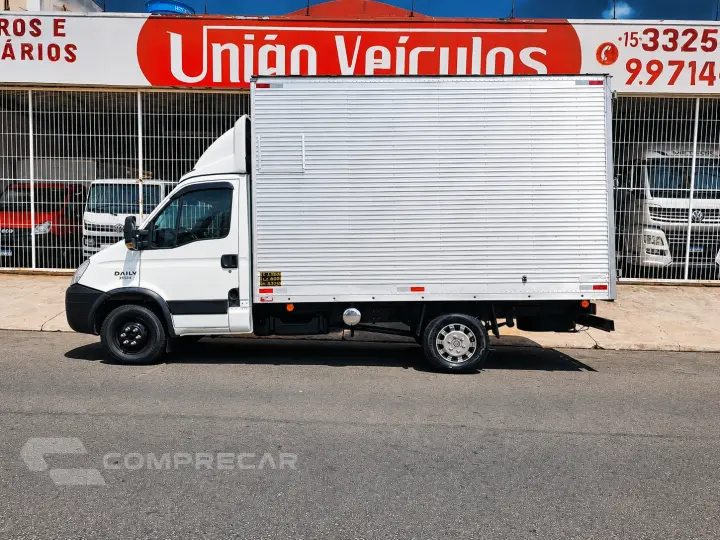 Daily 35s14 3.0 Turbo Diesel + Baú