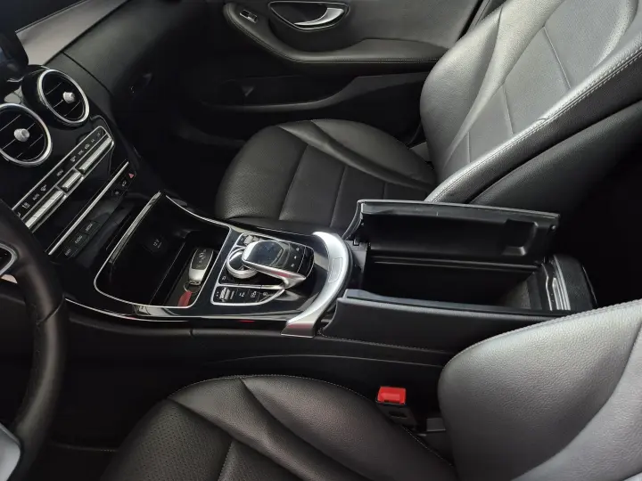 C 180 1.6 CGI Exclusive