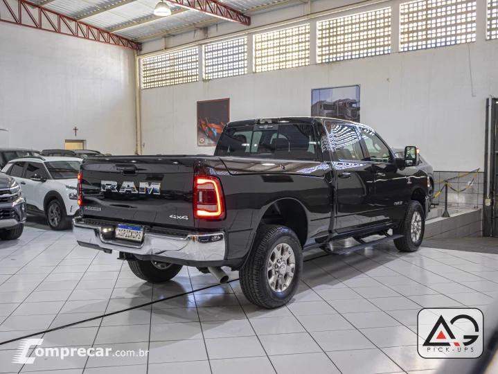 2500 6.7 I6 Turbo Laramie CD 4X4