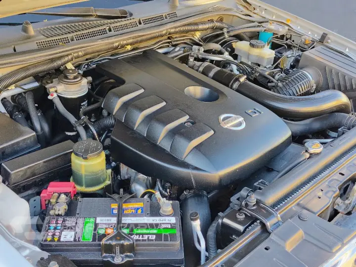 Frontier LE CD 4x4 2.5 TB Diesel Aut.