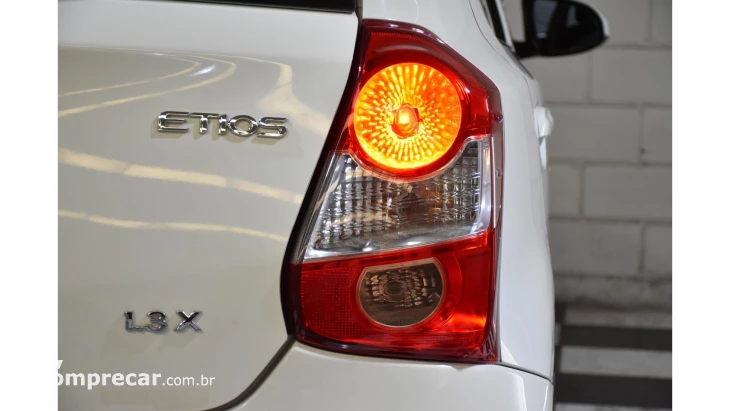 ETIOS HATCH - 1.3 X 16V 4P MANUAL