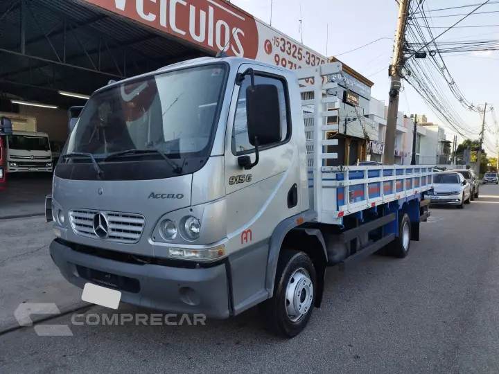 Accelo 915C + Carroceria