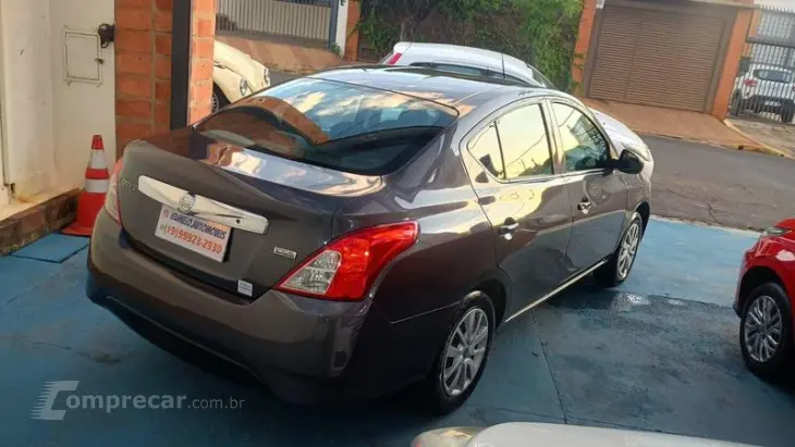 VERSA V-DRIVE PLUS 1.6 16V FLEX AUT