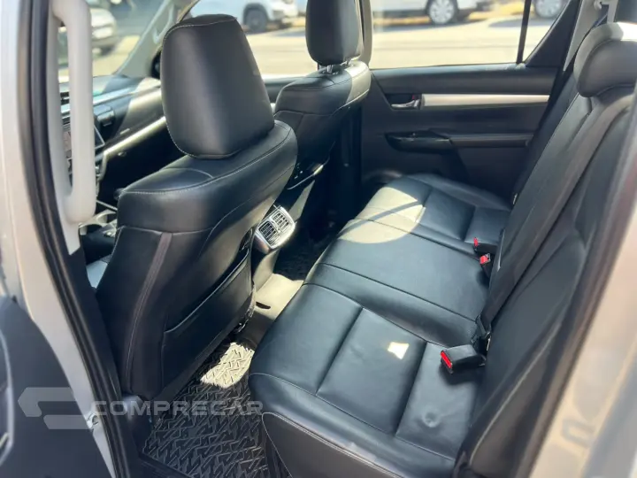 HILUX 2.8 D-4d Turbo CD SRX 4X4