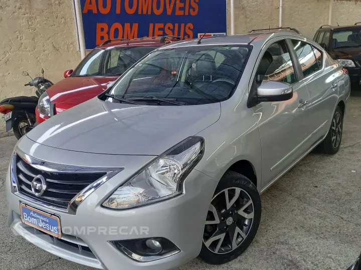 Versa 1.6 16V Flexstart Unique 4P Xtronic