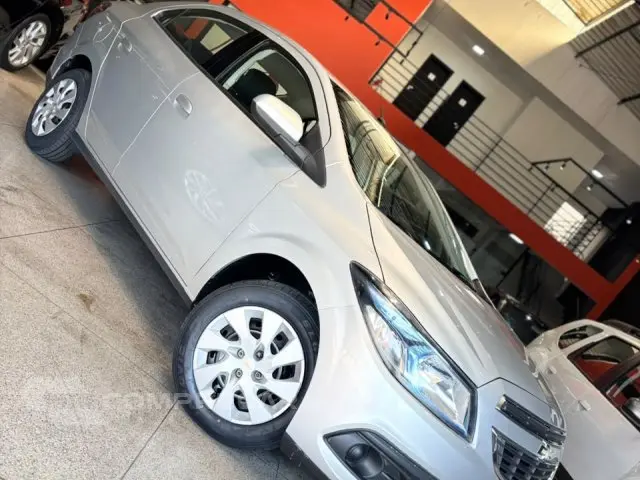 PRISMA - 1.4 MPFI LT 8V 4P MANUAL