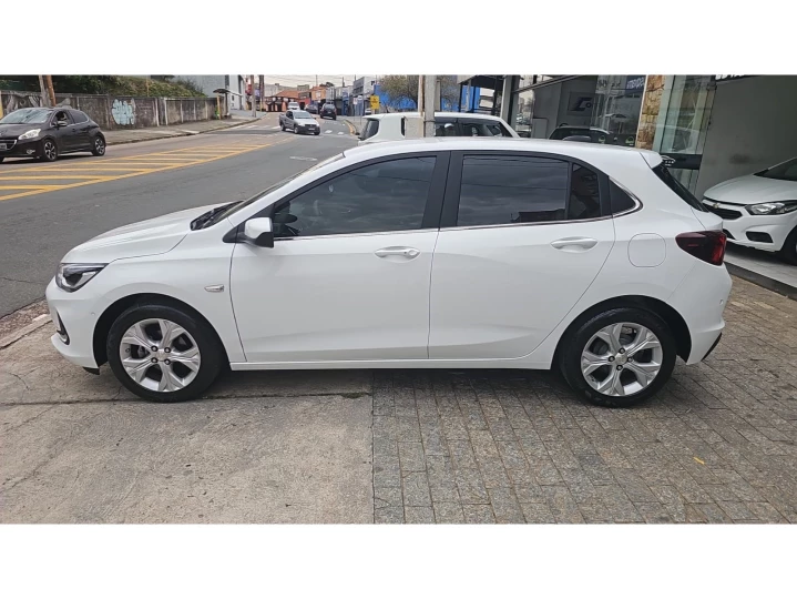 ONIX 1.0 TURBO FLEX PLUS PREMIER AUTOMÁTICO