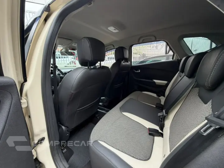 CAPTUR Intense 1.6 16V Flex 5p Aut.