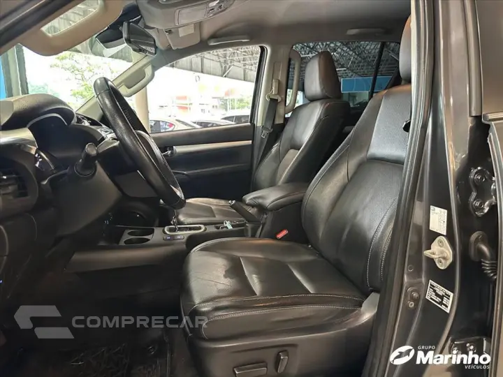HILUX 2.8 D-4D TURBO DIESEL CD SRX 4X4 AUTOMÁTICO