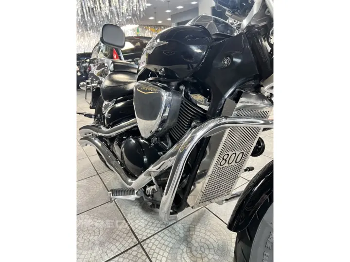 BOULEVARD M800
