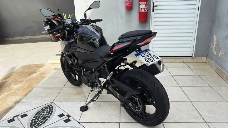 Z400