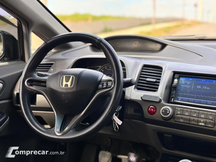 Civic New  LXS 1.8 16V (Flex)