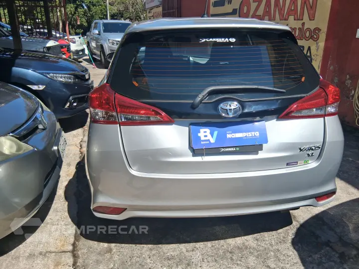 YARIS 1.5 16V XL
