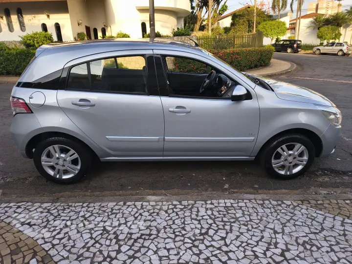 AGILE 1.4 MPFI LTZ 8V