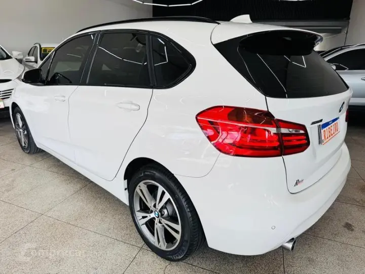 220I TOURER ACTIVE FLEX 2.0 TB AUT.