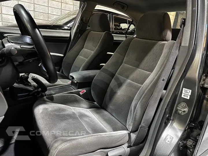 CIVIC 1.8 LXS 16V FLEX 4P MANUAL