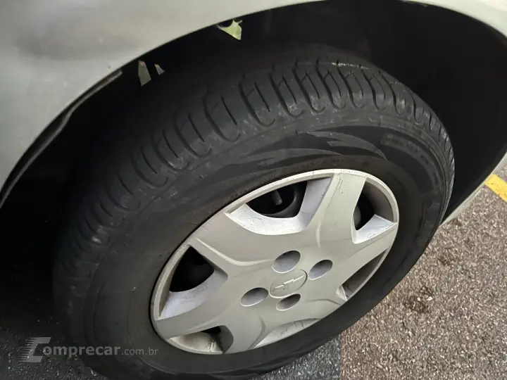 CELTA 1.0 MPFI LS 8V