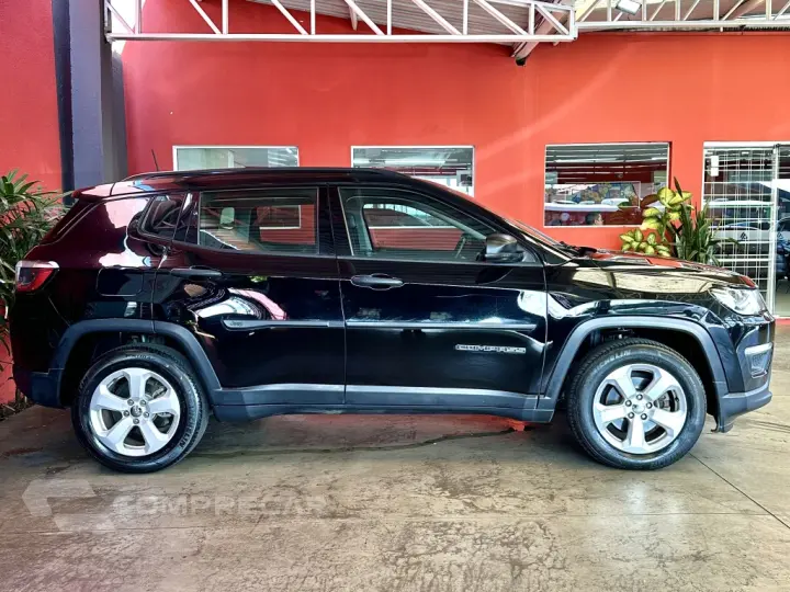COMPASS 2.0 16V FLEX SPORT AUTOMÁTICO