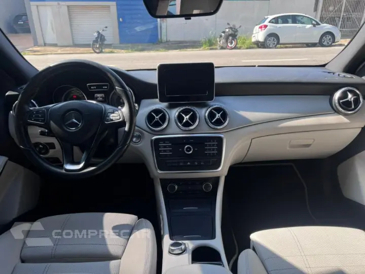 GLA 200 Advance 1.6/1.6 TB 16V Flex Aut.