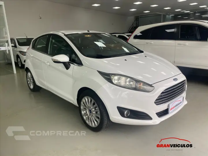 FIESTA 1.6 TITANIUM HATCH 16V FLEX 4P POWERSHIFT