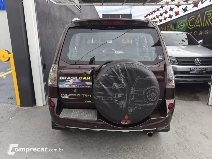 PAJERO TR4 2.0 4X4 16V 140CV FLEX 4P AUTOMÁTICO