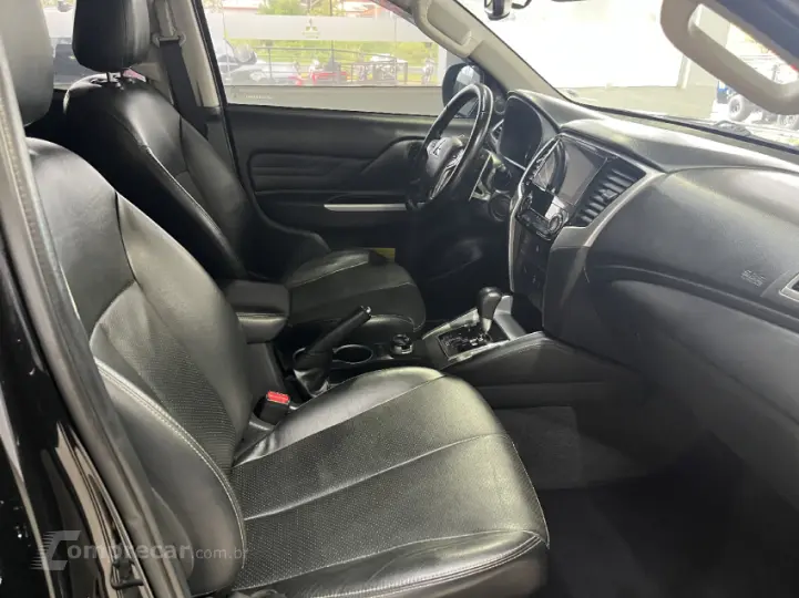 L200 TRITON 2.4 16V Turbo Sport Hpe-s CD 4X4