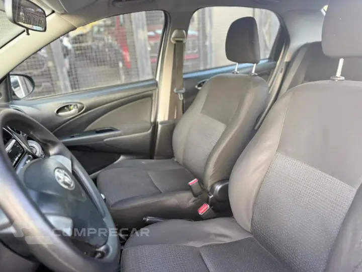 ETIOS X Sedan 1.5 Flex 16V 4p Mec.