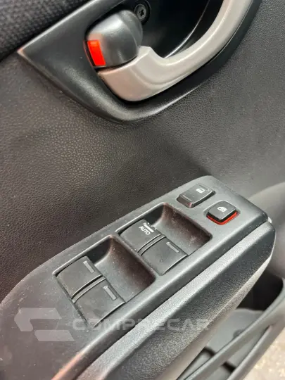 FIT 1.4 LX 8V