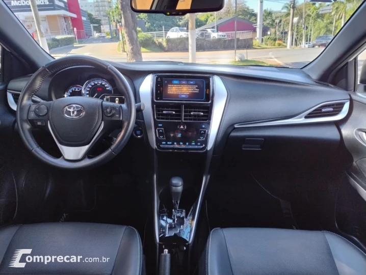 YARIS 1.5 16V X WAY Connect