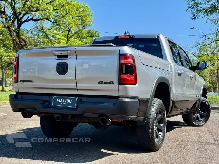 RAM 5.7 V8 1500 Rebel CD 4X4