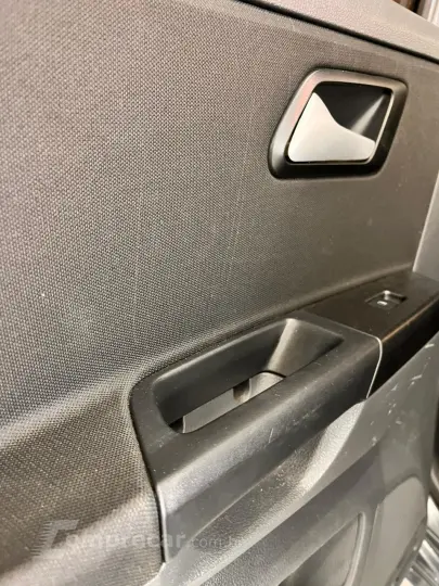 Fox Connect 1.6 Flex 8V 5p