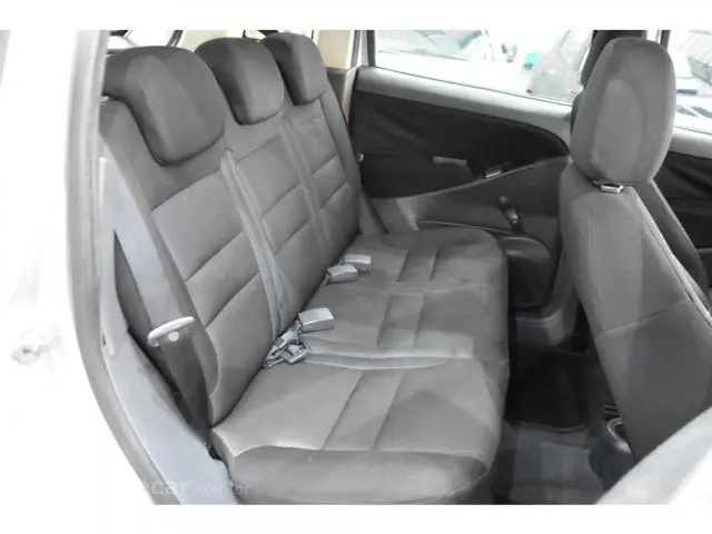 IDEA - 1.4 MPI ATTRACTIVE 8V 4P MANUAL