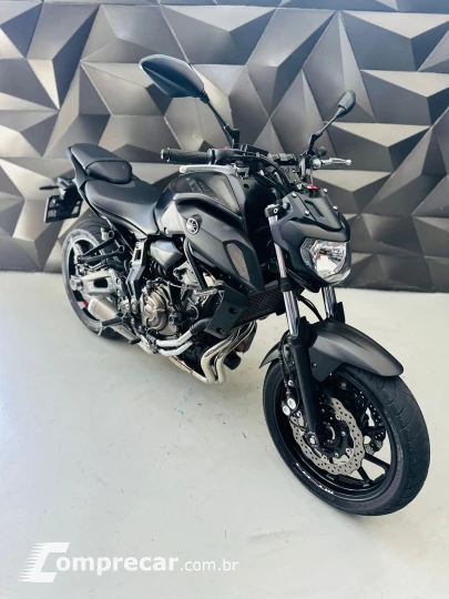 mt 07 abs