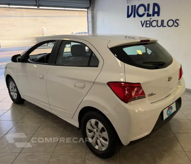 ONIX HATCH LT 1.0 8V FlexPower 5p Mec.