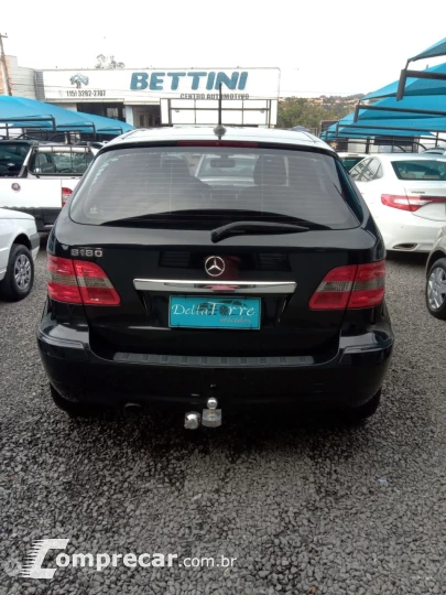 B 180 1.7 4P AUTOMÁTICO