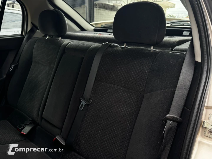 ASTRA 2.0 MPFI Advantage 8V