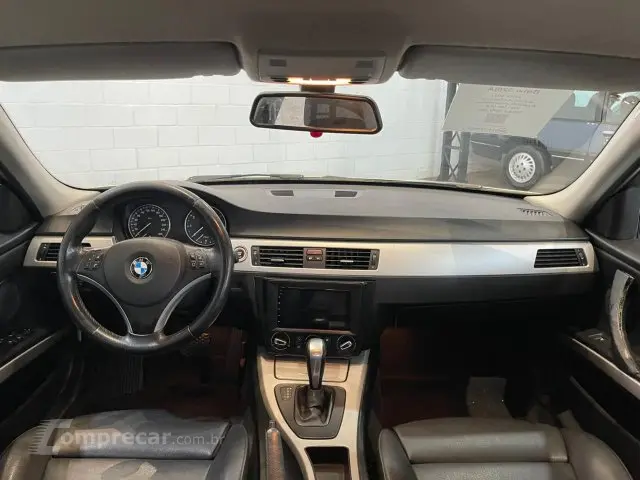 320i - 2.0 16V 4P AUTOMÁTICO