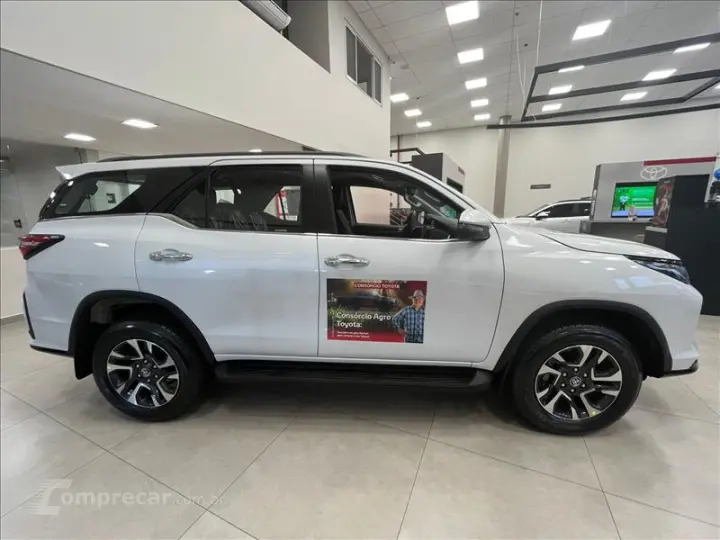 HILUX SW4 2.8 D-4d Turbo SRX Platinum 7L 4X4