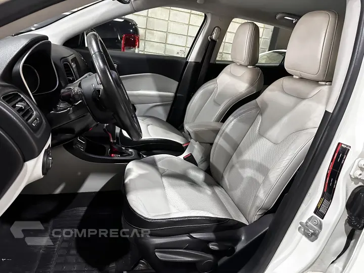 COMPASS 2.0 16V FLEX LONGITUDE AUTOMÁTICO