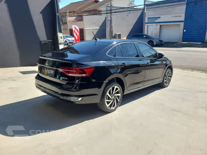 VIRTUS Highline 200 TSI 1.0 Flex 12V Aut