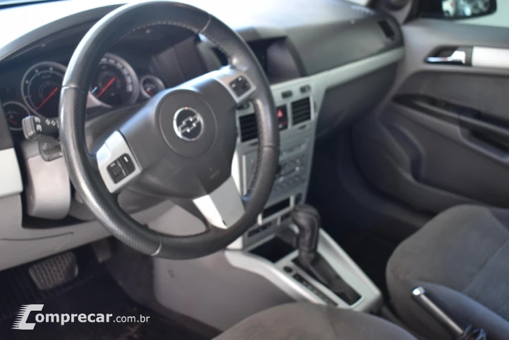 VECTRA 2.0 MPFI Elegance 8V